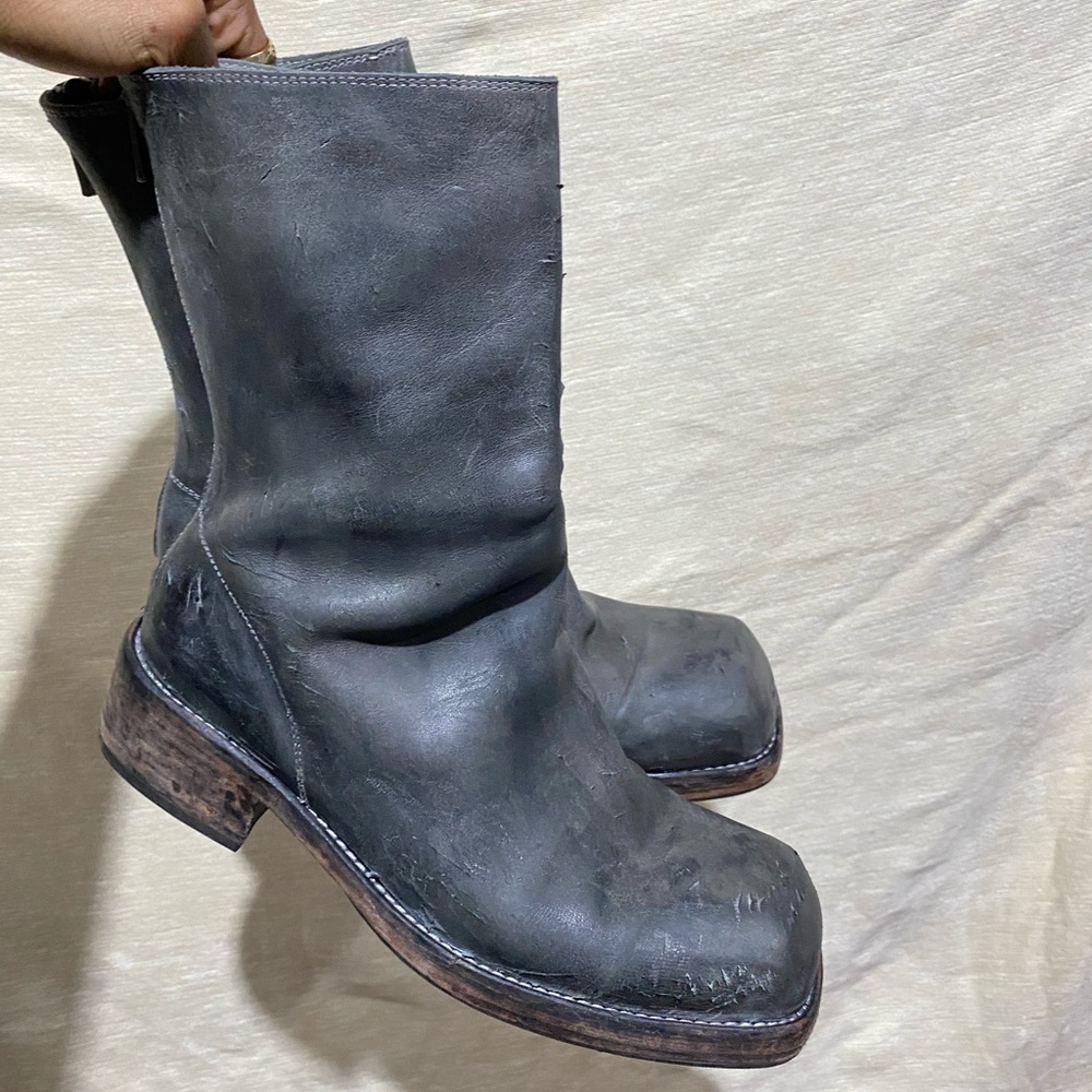 Guidi Distressed Black Leather Boots